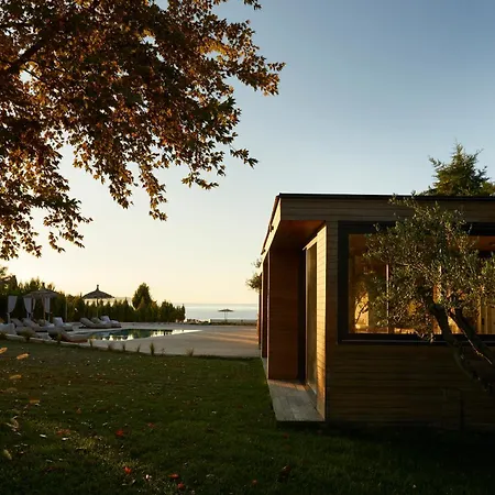 Merilen Villa Develikia